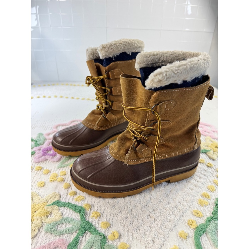 Kamik Mens 9 Brown Suede Duck Boots Winter Snow Waterproof Made in Canada B70075